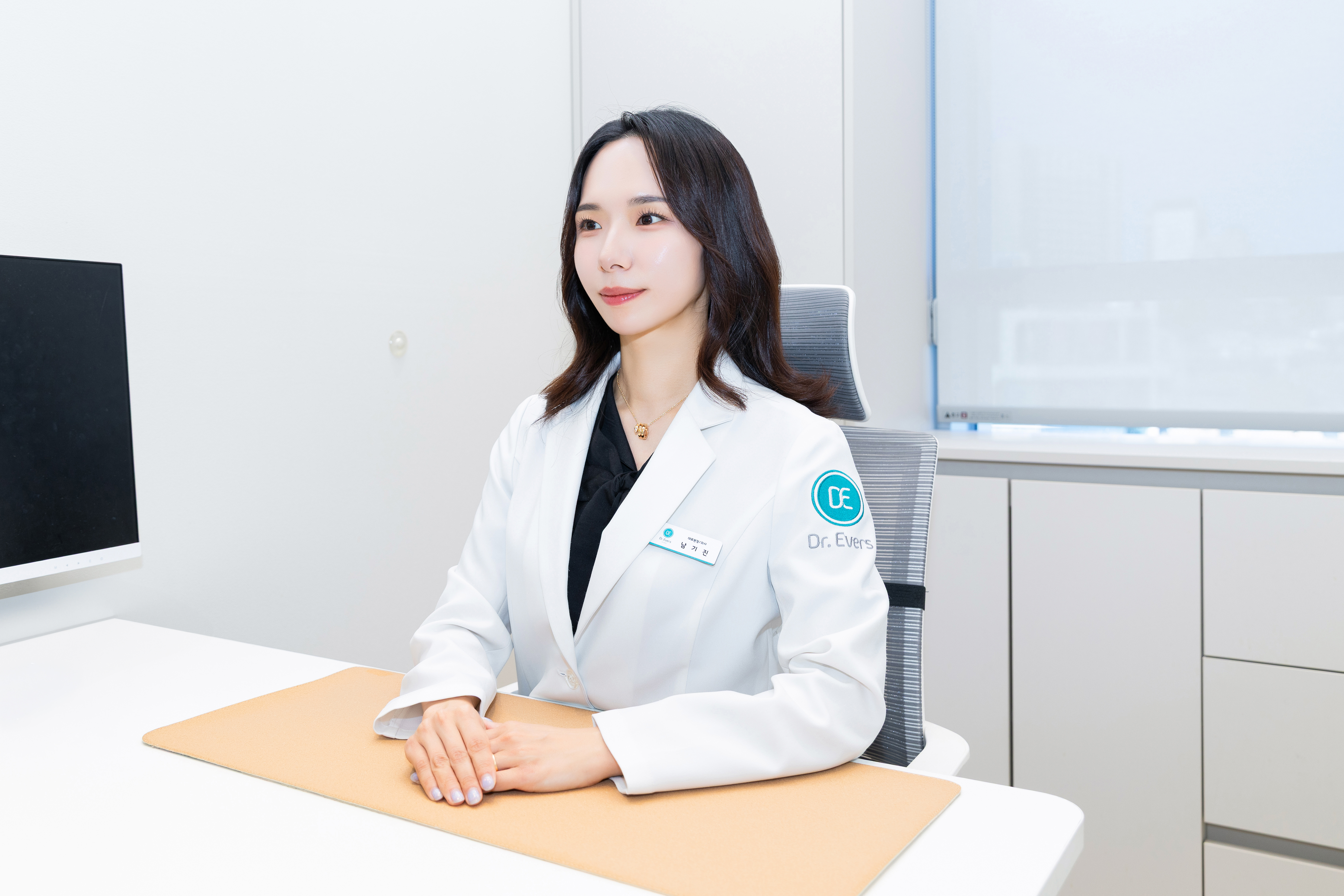 닥터에버스 강남점 대표원장 남기진 원장